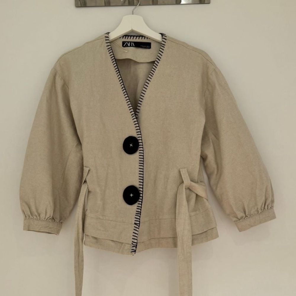Zara NWT light beige and black contrast button front linen tie belted cardigan - Picture 7 of 10